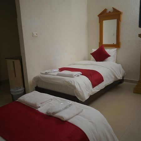 Petra Home Hotel Wadi Musa Luaran gambar