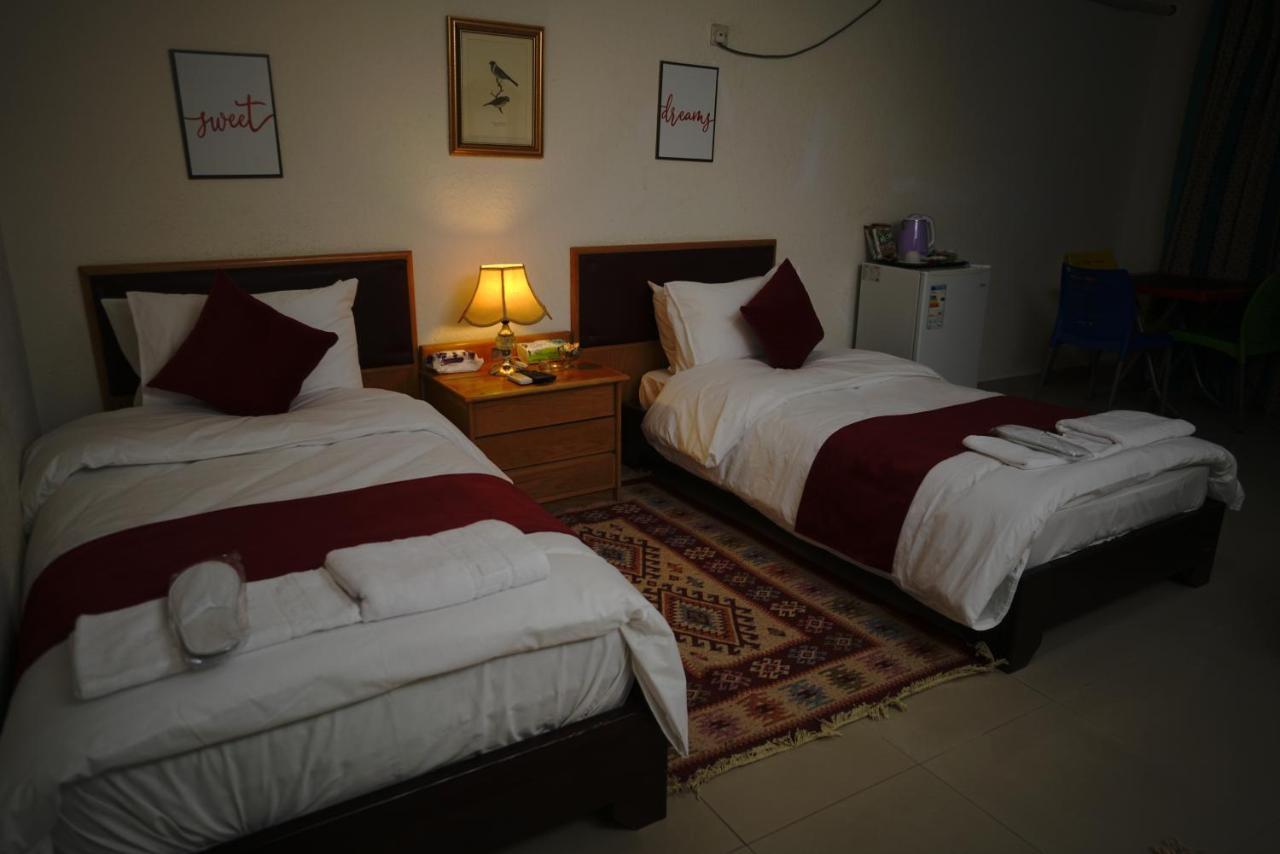 Petra Home Hotel Wadi Musa Luaran gambar